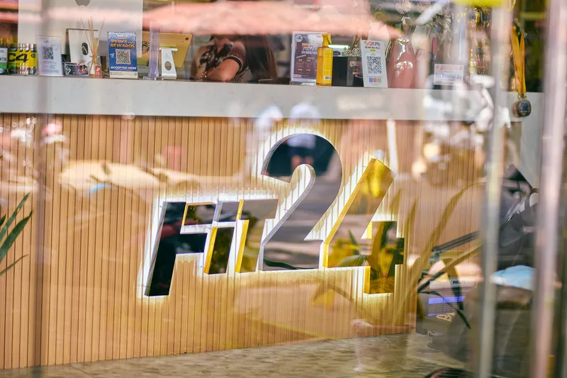 Map showing location of Fit24 Gym & Cafe on Silliman Avenue. Click to open in Google Maps.